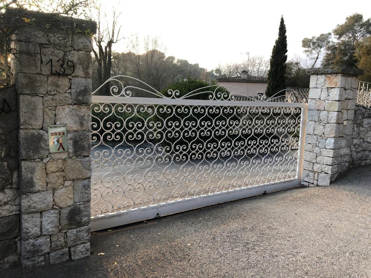 Le Mas Des Gardettes Saint-Paul-de-Vence Buitenkant foto
